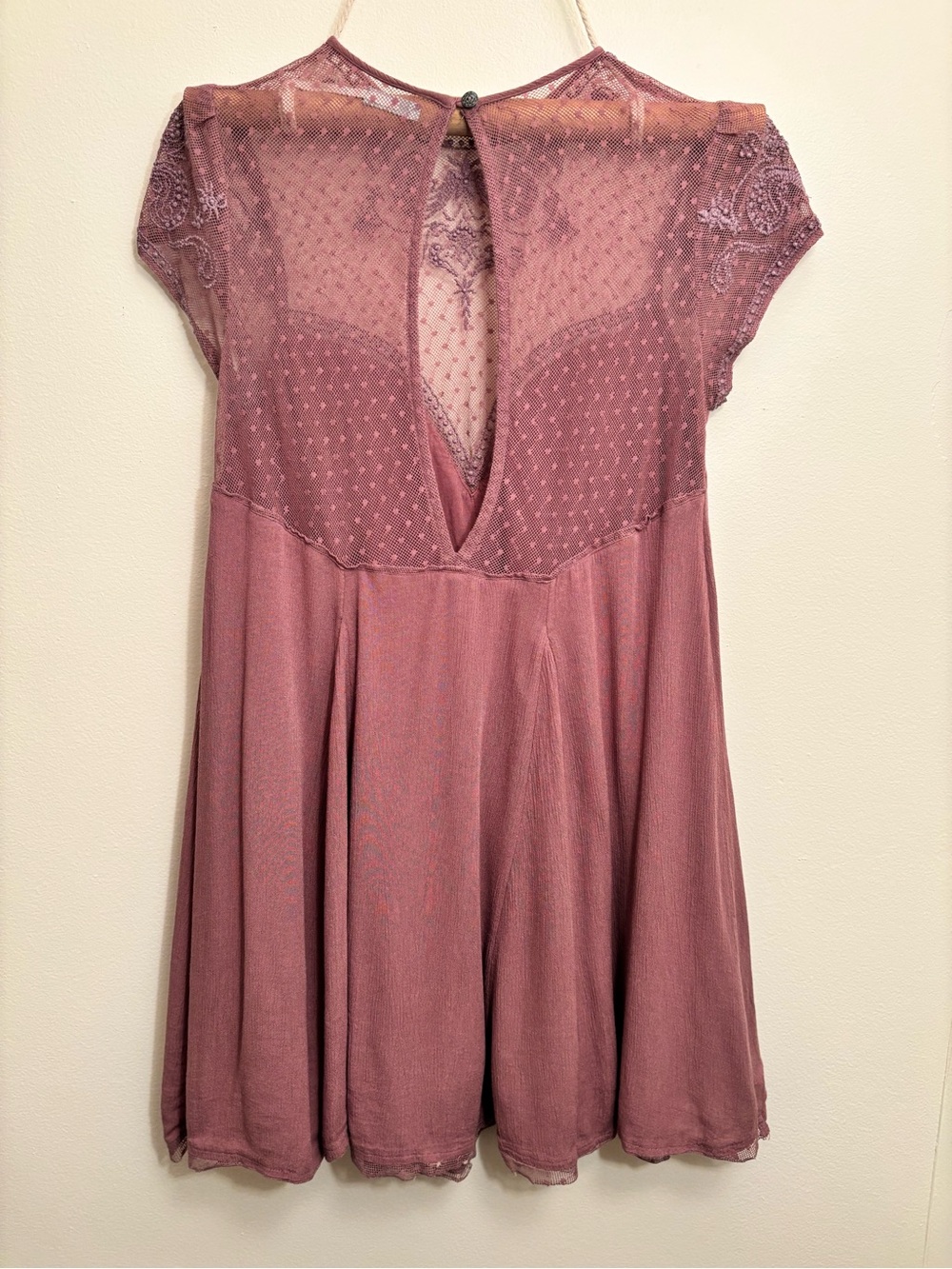 Kimchi Blue Mauve Lace-Trim Mini Dress - Picture 2 of 4